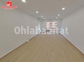 Piso, 100 m², Calle del Sol