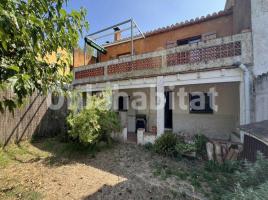 Houses (villa / tower), 194 m², Calle de Vilopriu, 17