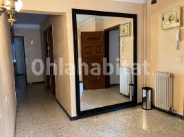 Flat, 145 m², near bus and train, Calle de Sant Pelegrí