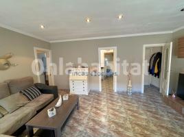 Piso, 78 m², cerca de bus y tren, Calle de Colom