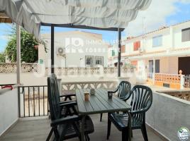 Houses (terraced house), 40 m², Zona