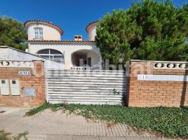 Casa (unifamiliar adosada), 104 m², seminuevo, Calle Geranis