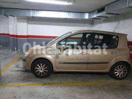 Parking, 12 m², almost new