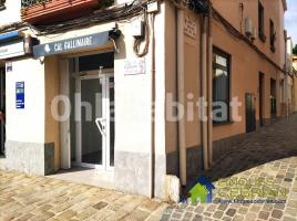 Lloguer local comercial, 57 m², prop de bus i tren