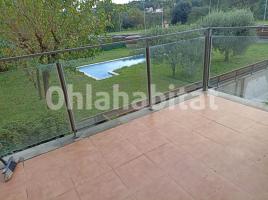 Flat, 70 m², almost new