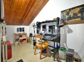 Houses (villa / tower), 566 m², Calle de Dalt