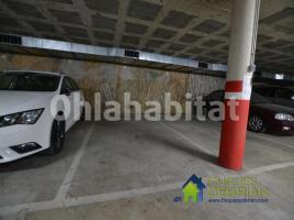 For rent parking, 14 m², almost new