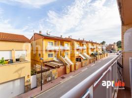 Flat, 113 m², near bus and train, almost new, Calle dels Solans