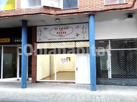 Local comercial, 79 m², prop de bus i tren