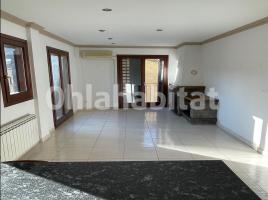 For rent flat, 80 m², almost new