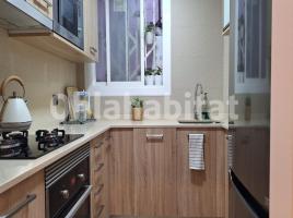 Piso, 77 m², cerca de bus y tren