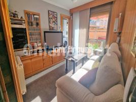 Flat, 97 m², near bus and train