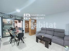 Apartamento, 109 m², seminuevo, Zona