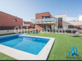 Casa (xalet / torre), 205 m², Calle Mas del Toni