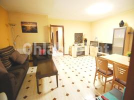 Houses (detached house), 116 m², near bus and train, La Salut