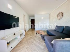 Apartament, 36 m², près de bus et de train, Santa María de Llorell