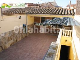 Houses (terraced house), 514 m², near bus and train