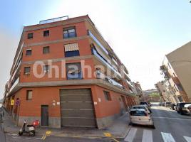 Piso, 139 m², cerca de bus y tren, seminuevo