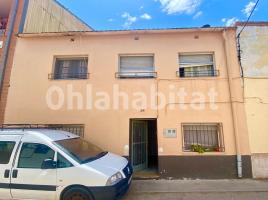 Houses (detached house), 231 m², near bus and train, Santa Bárbara