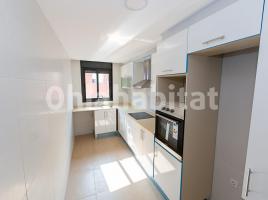 Lloguer pis, 102 m², prop de bus i tren, nou