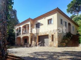 Obra nueva - Casa en, 450 m², cerca de bus y tren, Golf Costa Brava - Bufaganyes