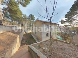 Casa (unifamiliar aïllada), 270 m², prop de bus i tren, seminou