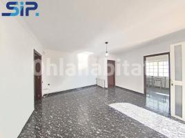 Casa (unifamiliar aislada), 85 m², cerca de bus y tren