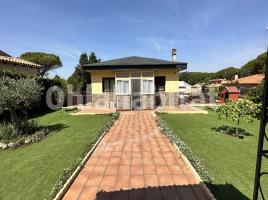 Casa (chalet / torre), 234 m², seminuevo, Calle jupiter