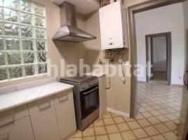 Piso, 81 m², cerca de bus y tren