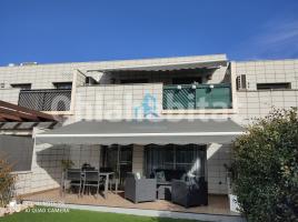  (unifamiliar adossada), 159 m², Calle Montserrat Roig