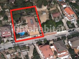 Houses (villa / tower), 310 m²