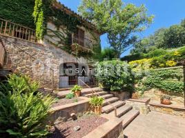 Casa (chalet / torre), 500 m², Zona