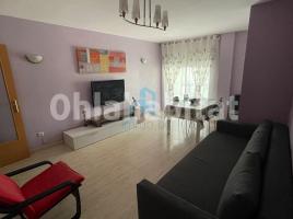 Piso, 82 m², cerca de bus y tren, seminuevo, Calle del Fonoll