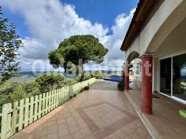 Houses (detached house), 154 m², almost new