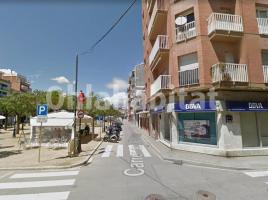 Lloguer local comercial, 35 m², prop de bus i tren