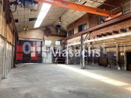 Alquiler nave industrial, 300 m²,  Mestre Trias 