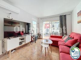 Casa (unifamiliar adossada), 210 m², seminou, Calle del Puigmal