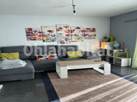 Piso, 75 m², cerca de bus y tren