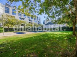 Dúplex, 150 m², cerca de bus y tren