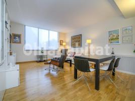 Dúplex, 150 m², cerca de bus y tren
