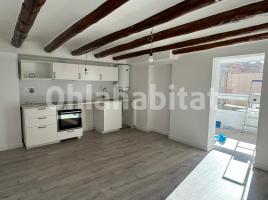 Flat, 75 m², near bus and train