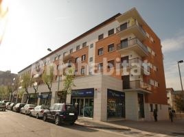 Alquiler local comercial, 80 m², illa