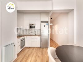 For rent flat, 68 m², near bus and train