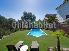 Houses (detached house), 300 m², near bus and train, Parque Natural de Bigues