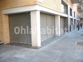 Alquiler local comercial, 425 m², seminuevo