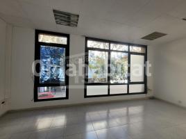 Office, 148 m², close to bus and metro, Calle de Pujades