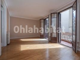 Piso, 154 m², cerca de bus y tren, Raval