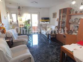 Piso, 70 m², seminuevo, Zona