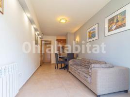 Flat, 68 m², near bus and train, almost new, Calle Albera, 19