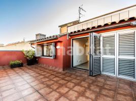 Attic, 140 m², near bus and train, almost new, Calle de Pau Claris